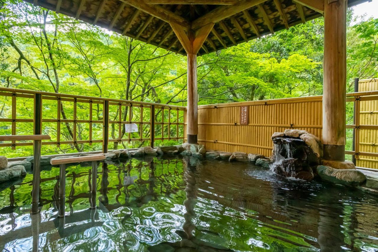 Yamanaka Onsen Hanatsubaki Кага Екстериор снимка