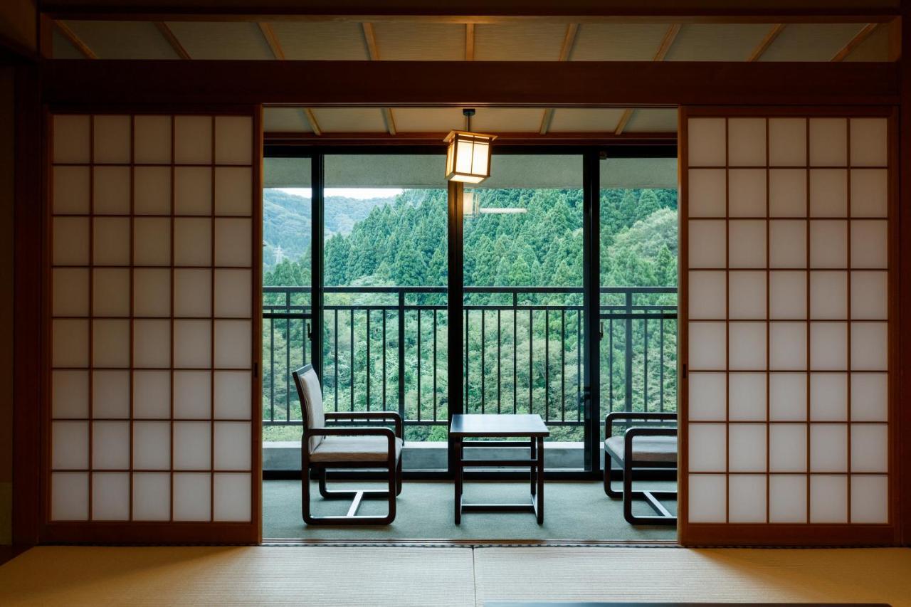 Yamanaka Onsen Hanatsubaki Кага Екстериор снимка