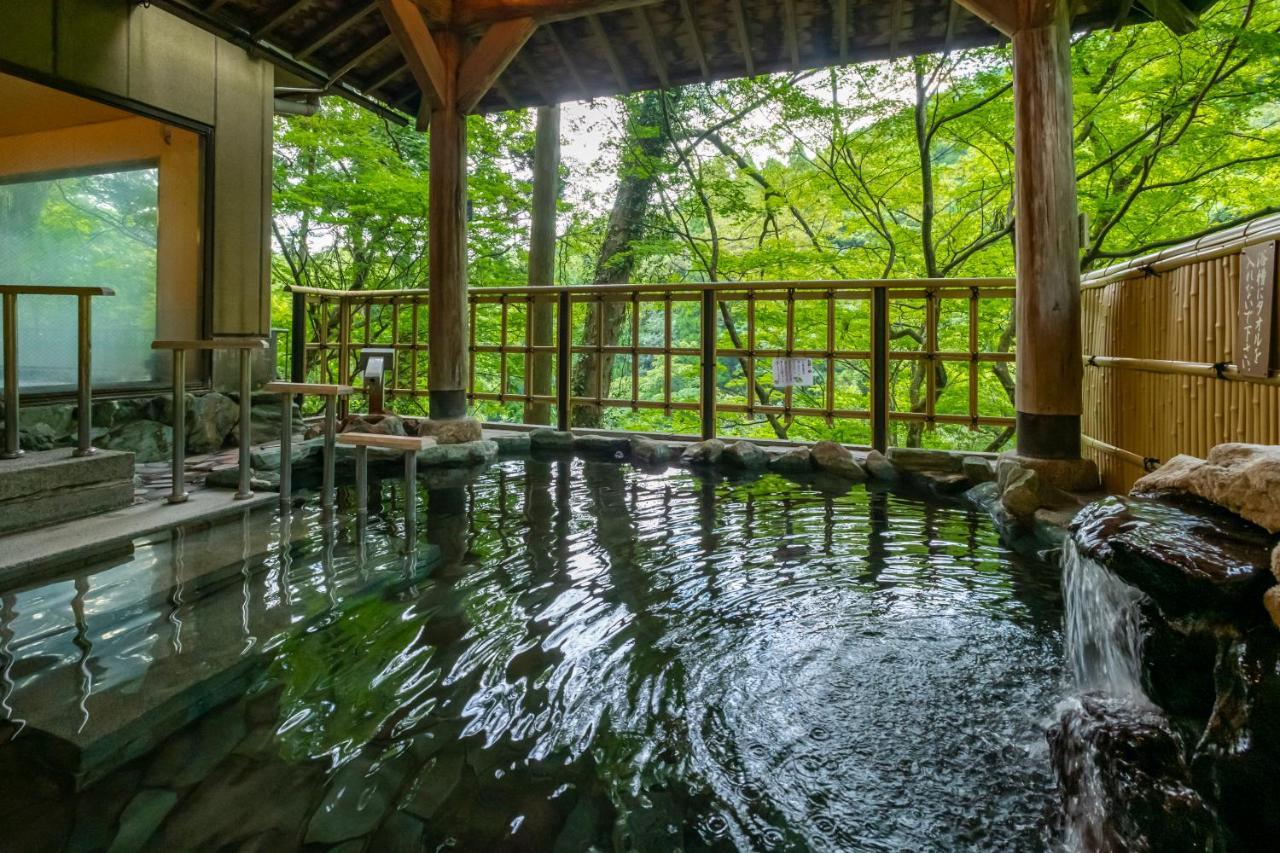 Yamanaka Onsen Hanatsubaki Кага Екстериор снимка