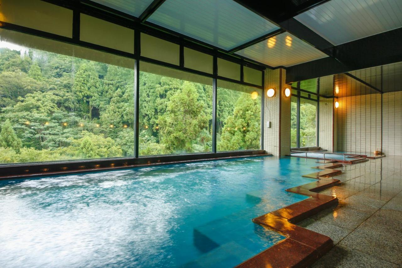 Yamanaka Onsen Hanatsubaki Кага Екстериор снимка